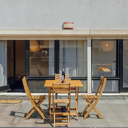Bright Boavista With Terrace By Homing Porto